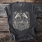 Dark grey t-shirt with a mystical graphic of hands holding a crystal ball.