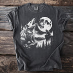 T-shirt with graphic of possum and smaller creature howling at a full moon.