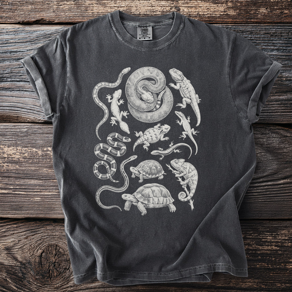 Dark gray t-shirt with vintage-style reptiles and amphibians graphic print.