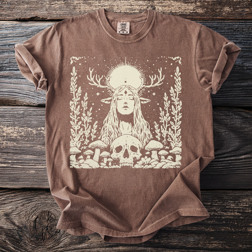 The Antlered Sibyl: Skull and Toadstools